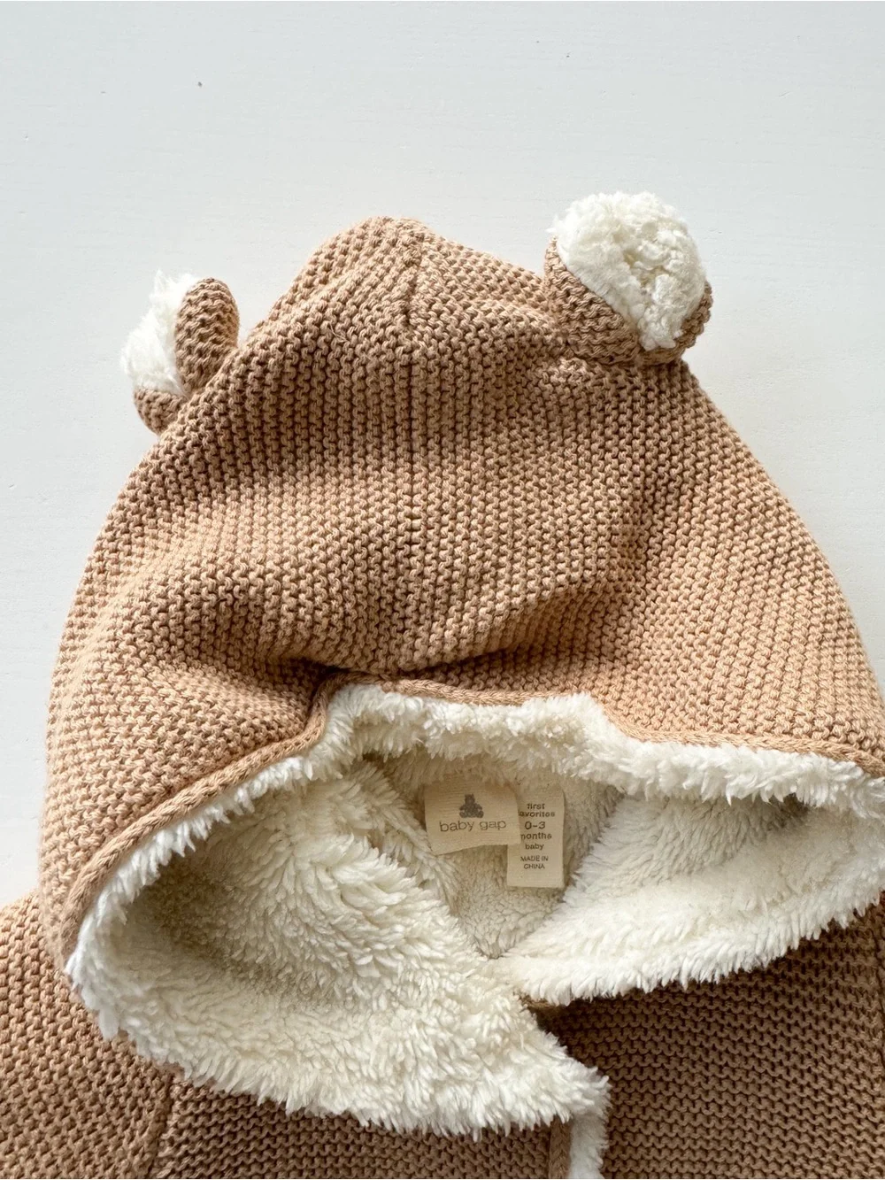 GAP soft tan